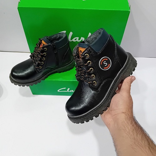 نیم بوت پسرانه داخل خز رنگ مشکی